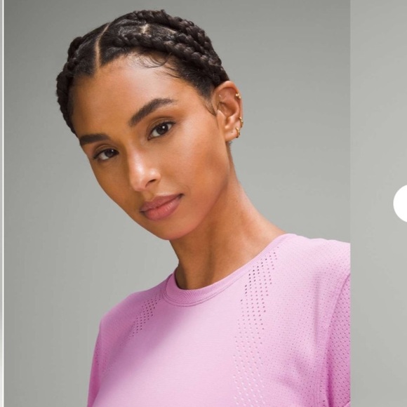 Lululemon Train to Be Short-Sleeve Shirt - Picture 6 of 13